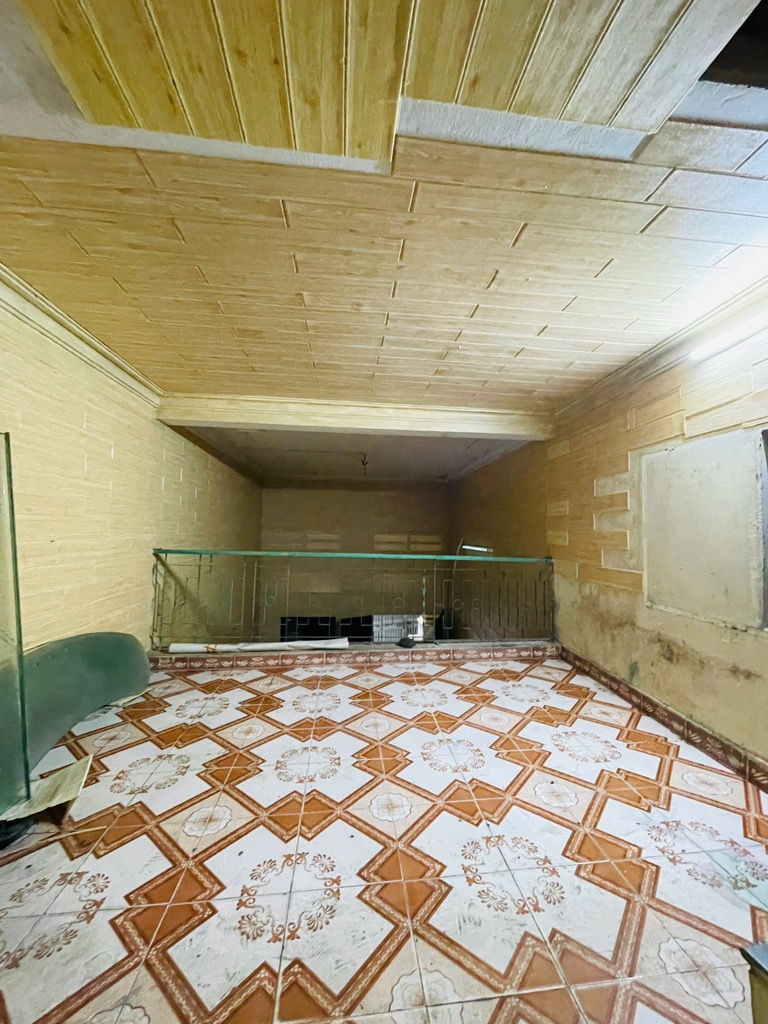 Bán nhà Khâm Thiên - diện tích 29m2 5 tầng - Ngõ rộng ba gác vào được - giá 7,5 tỷ