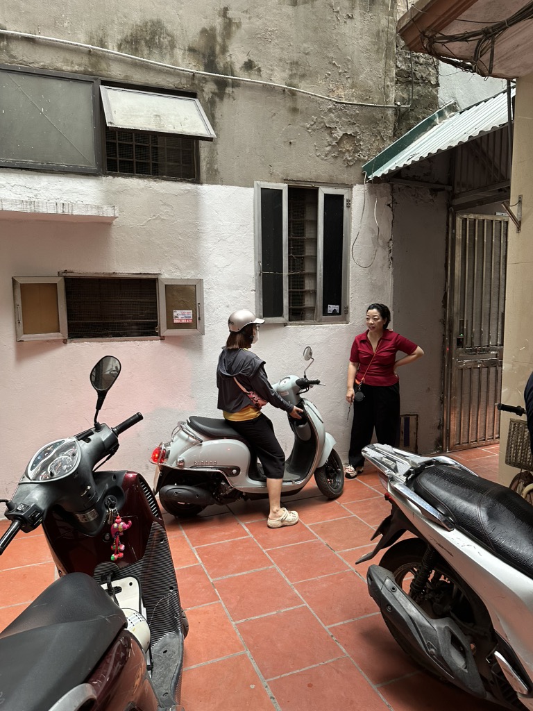 Bán nhà Ngõ Quỳnh - diện tích 69m2 2 tầng - Nhà đẹp hiếm có - giá 11,5 tỷ