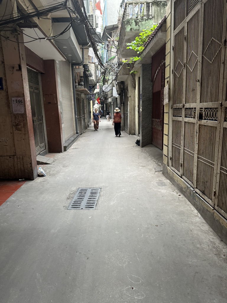 Bán nhà Ngõ Quỳnh - diện tích 69m2 2 tầng - Nhà đẹp hiếm có - giá 11,5 tỷ