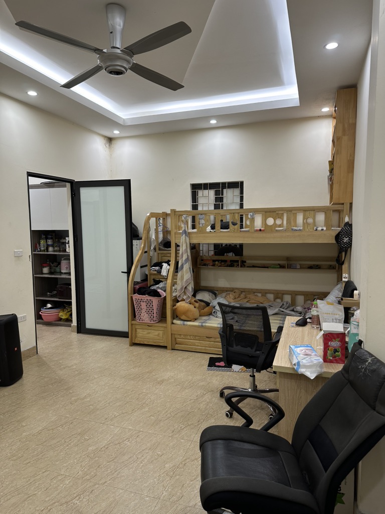 Bán nhà Ngõ Quỳnh - diện tích 69m2 2 tầng - Nhà đẹp hiếm có - giá 11,5 tỷ