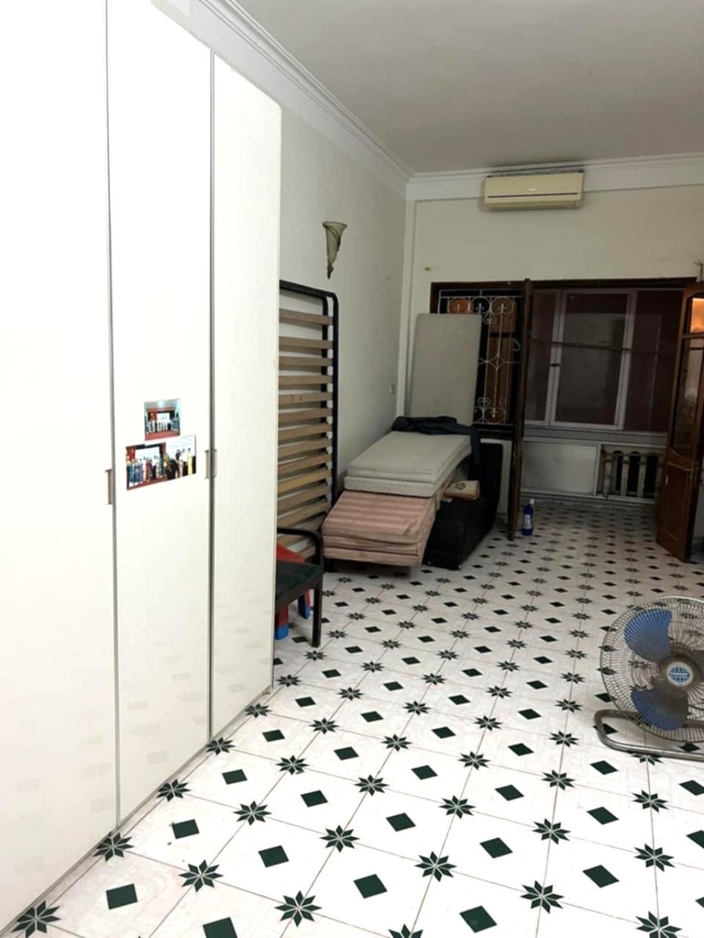 Bán nhà Ngõ Văn Chương - diện tích 48m2 5 tầng - Ô tô tránh - giá 18,2 tỷ