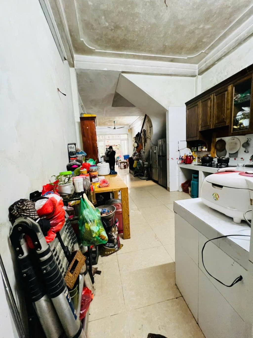 Bán nhà Tân Mai - diện tích 42.4m2 3 tầng - Phân lô ngõ thông - giá 10,7 tỷ