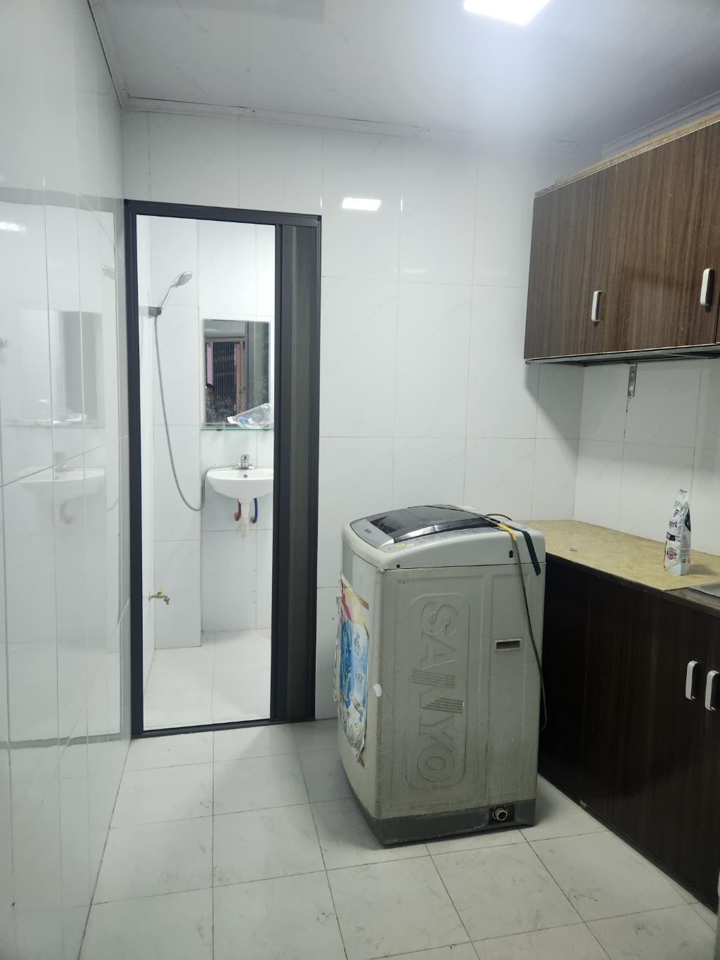 Bán nhà Khâm Thiên - diện tích 40m2 1 tầng - Căn hộ tập thể T1 - giá 3,25 tỷ