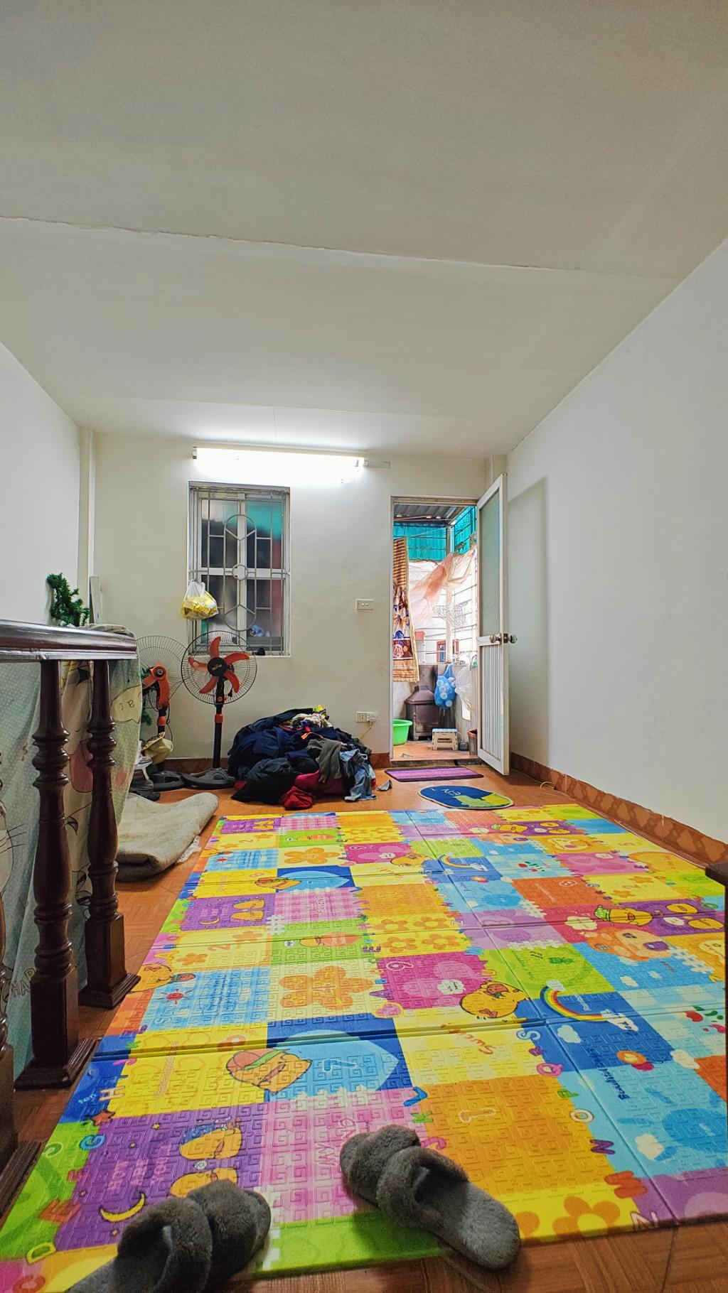 Bán nhà Nam Dư - diện tích 18,4m2 4 tầng - Ngõ thông, 40m ra ô tô tránh - giá 2,5 tỷ