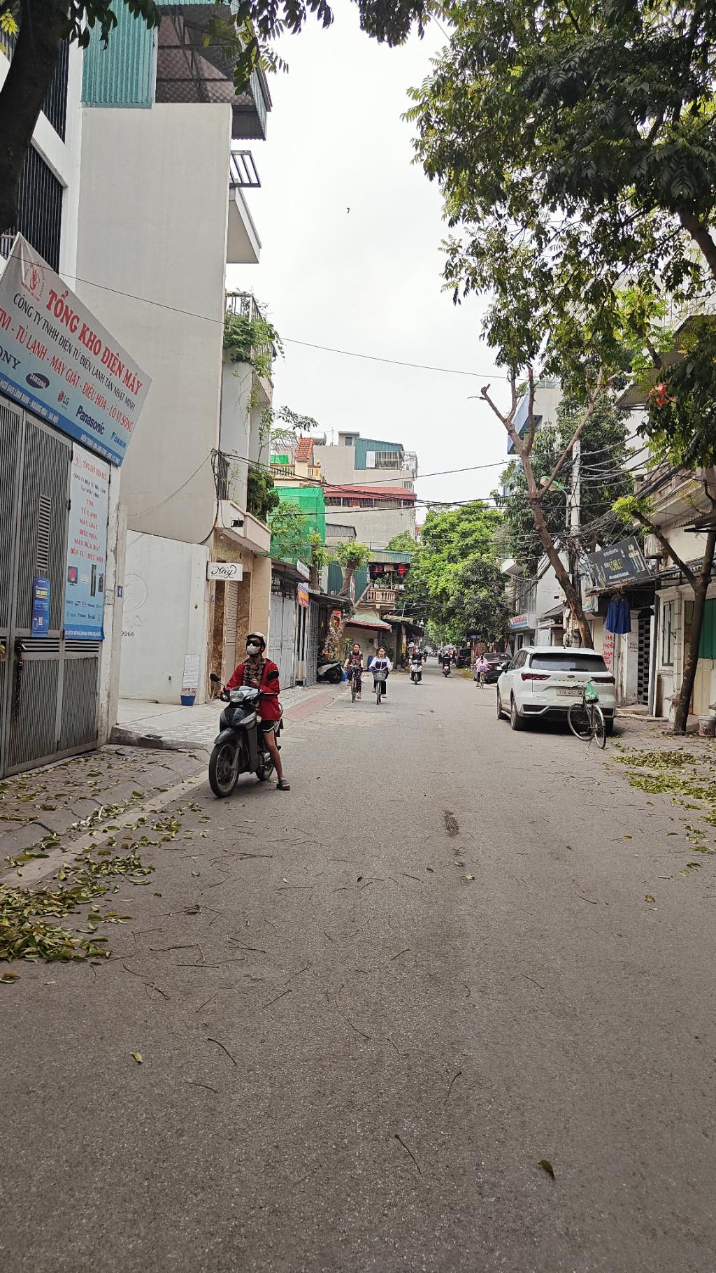 Bán nhà Nam Dư - diện tích 18,4m2 4 tầng - Ngõ thông, 40m ra ô tô tránh - giá 2,5 tỷ