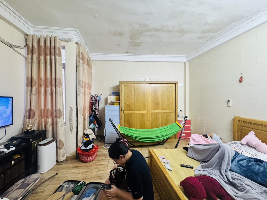 Bán nhà Ngọc Hồi - diện tích 33,3m2 5 tầng - Ô TÔ ĐỖ CỔNG - GẦN PHỐ - GẦN HỒ LINH ĐÀM - giá 7,9 tỷ