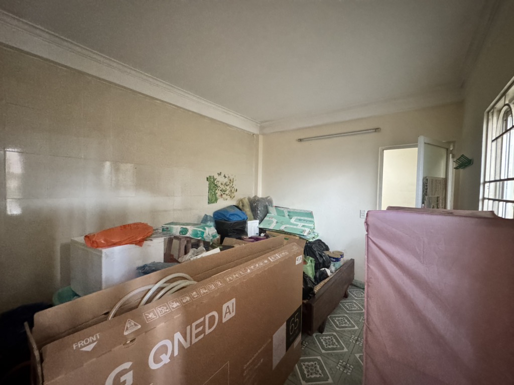 Bán nhà Ngọc Hồi - diện tích 33,3m2 5 tầng - Ô TÔ ĐỖ CỔNG - GẦN PHỐ - GẦN HỒ LINH ĐÀM - giá 7,9 tỷ