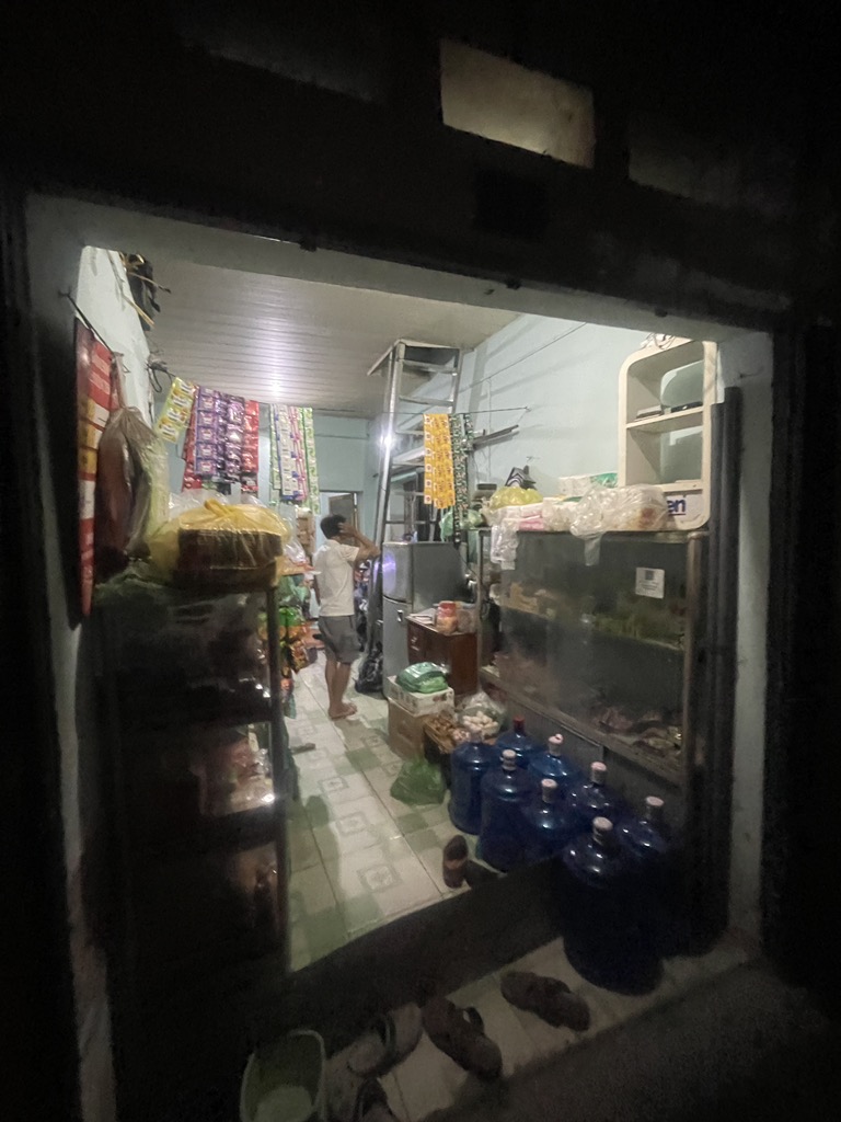 Bán nhà Lĩnh Nam - diện tích 44.7m2 2 tầng - Lô góc, nhà đẹp hiếm có - giá 4,2 tỷ