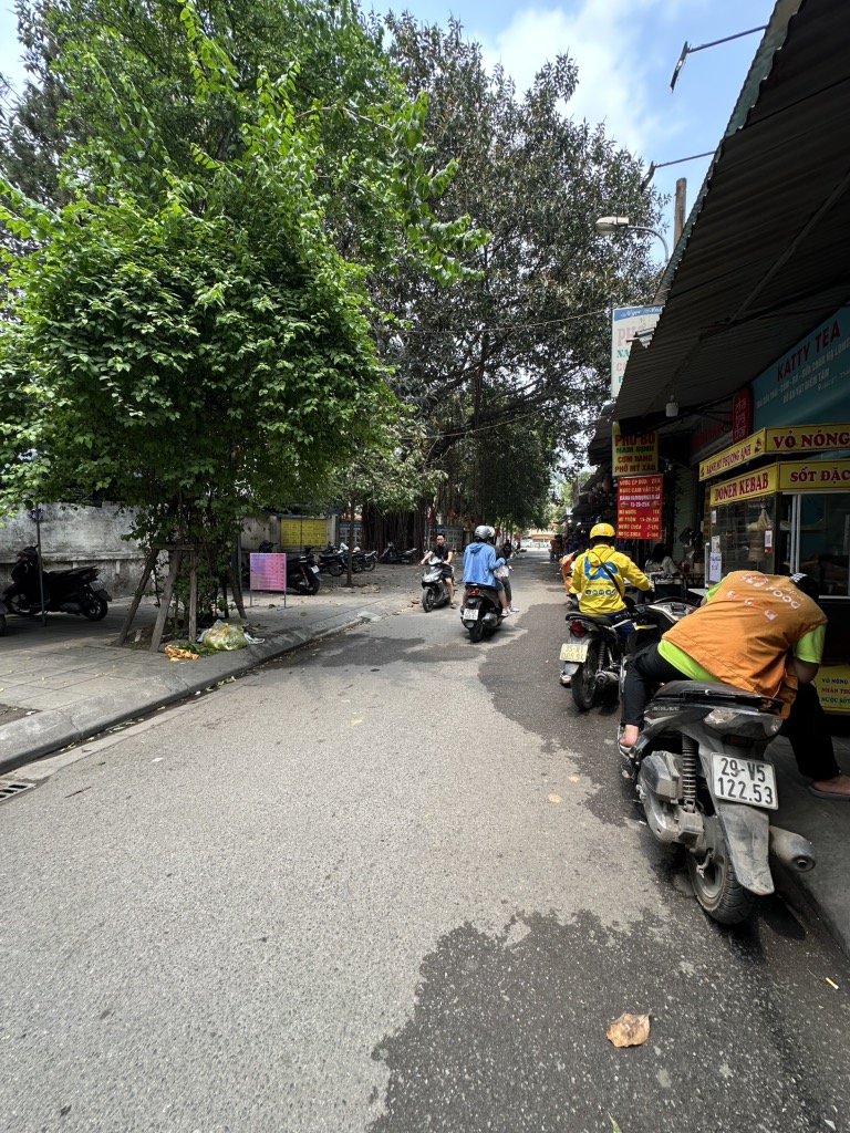 Bán nhà Thanh Xuân Bắc - diện tích 32m2 3 tầng - KINH DOANH - Ô TÔ - VỈA HÈ DỪNG ĐỖ THOẢI MÁI - giá 4,6 tỷ