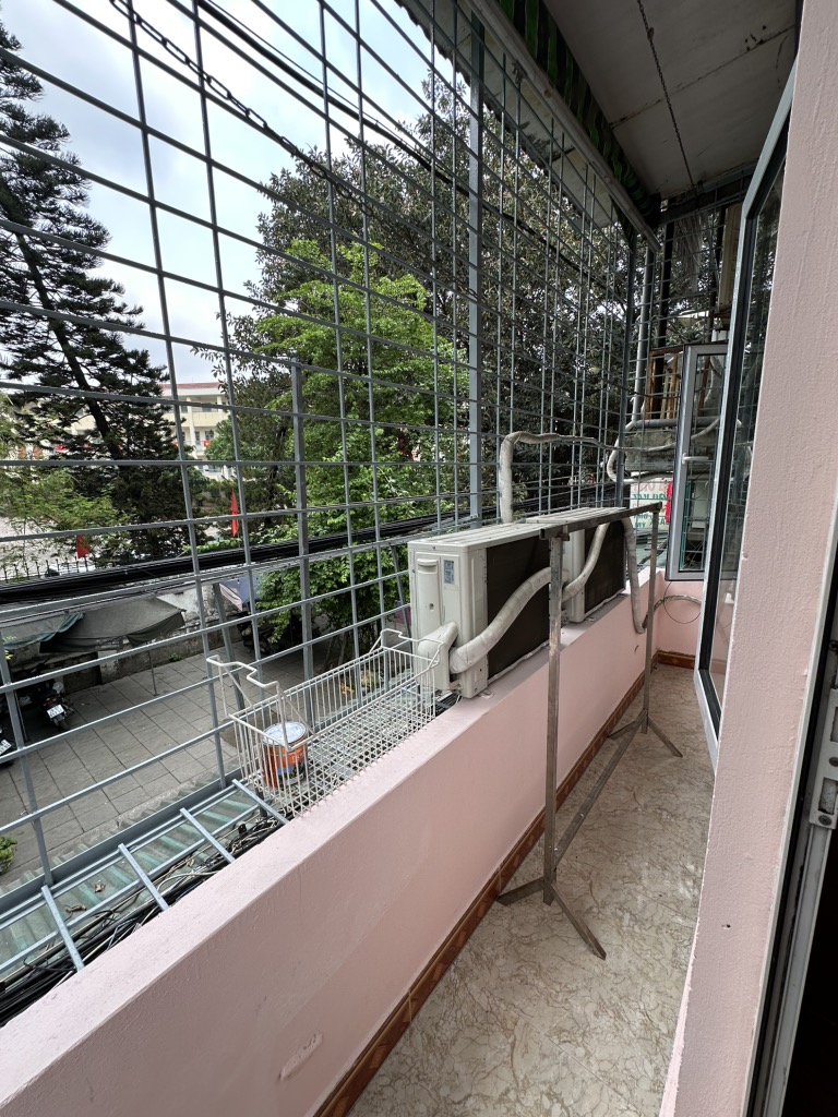 Bán nhà Thanh Xuân Bắc - diện tích 32m2 3 tầng - KINH DOANH - Ô TÔ - VỈA HÈ DỪNG ĐỖ THOẢI MÁI - giá 4,6 tỷ