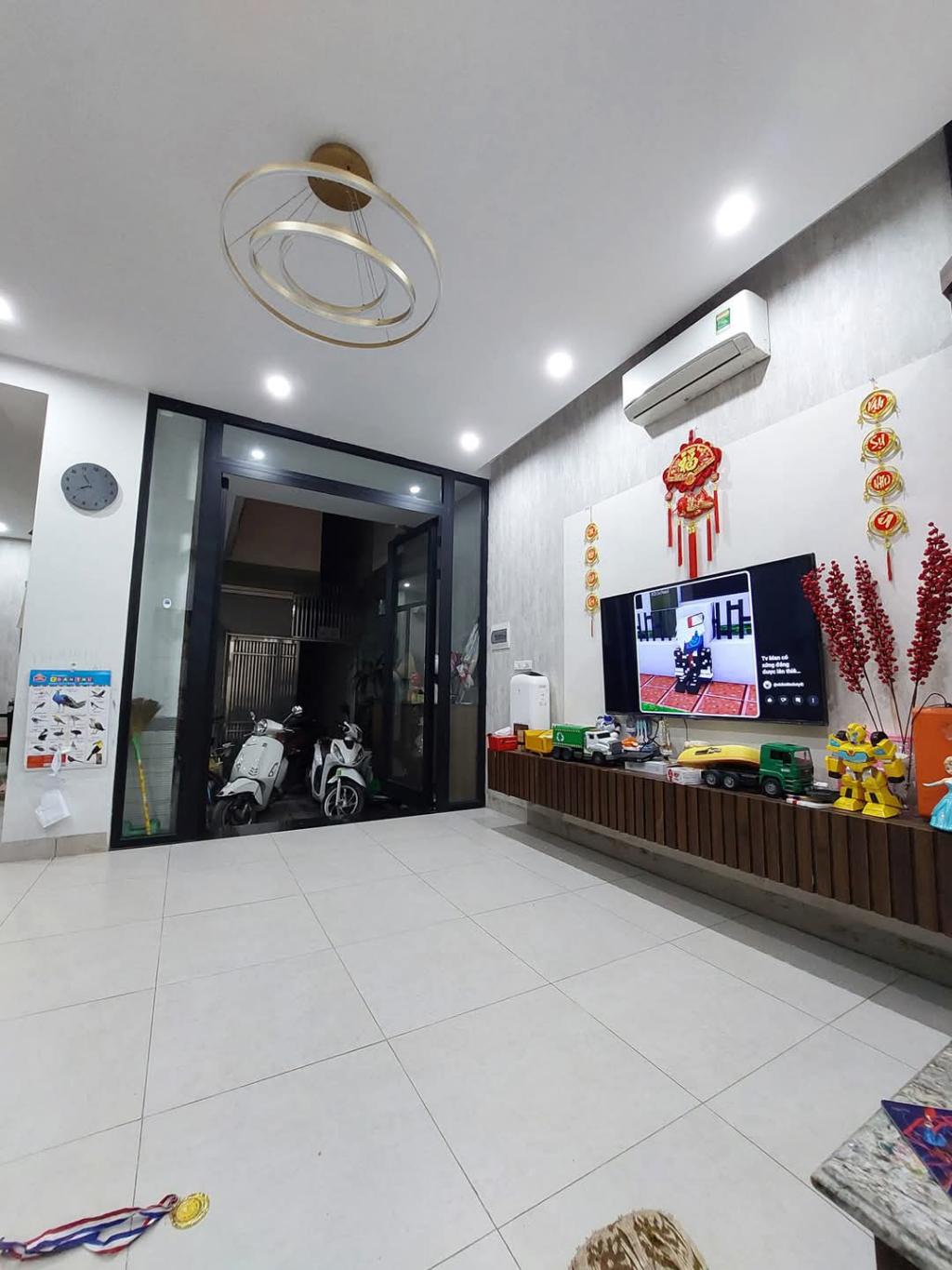 Bán nhà Khương Trung - diện tích 60m2 4 tầng - Ô tô đỗ 5 mét - giá 14,5 tỷ