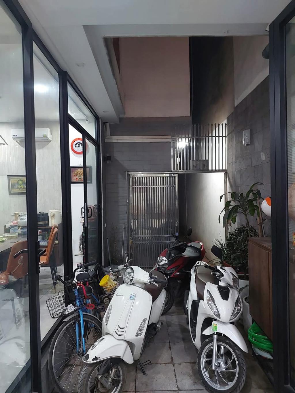 Bán nhà Khương Trung - diện tích 60m2 4 tầng - Ô tô đỗ 5 mét - giá 14,5 tỷ