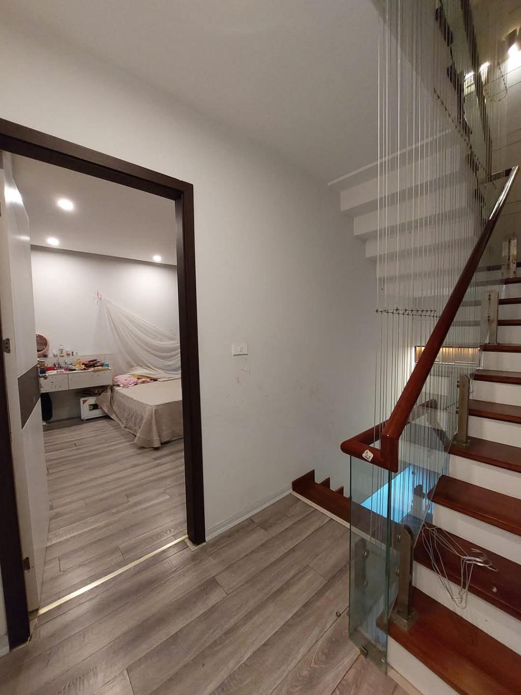 Bán nhà Khương Trung - diện tích 60m2 4 tầng - Ô tô đỗ 5 mét - giá 14,5 tỷ