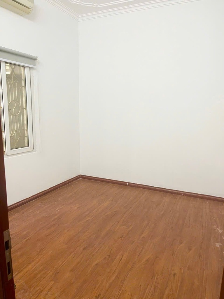 Bán nhà Hoàng Mai - diện tích 56.2m2 3 tầng - gần ô tô - giá 10,7 tỷ