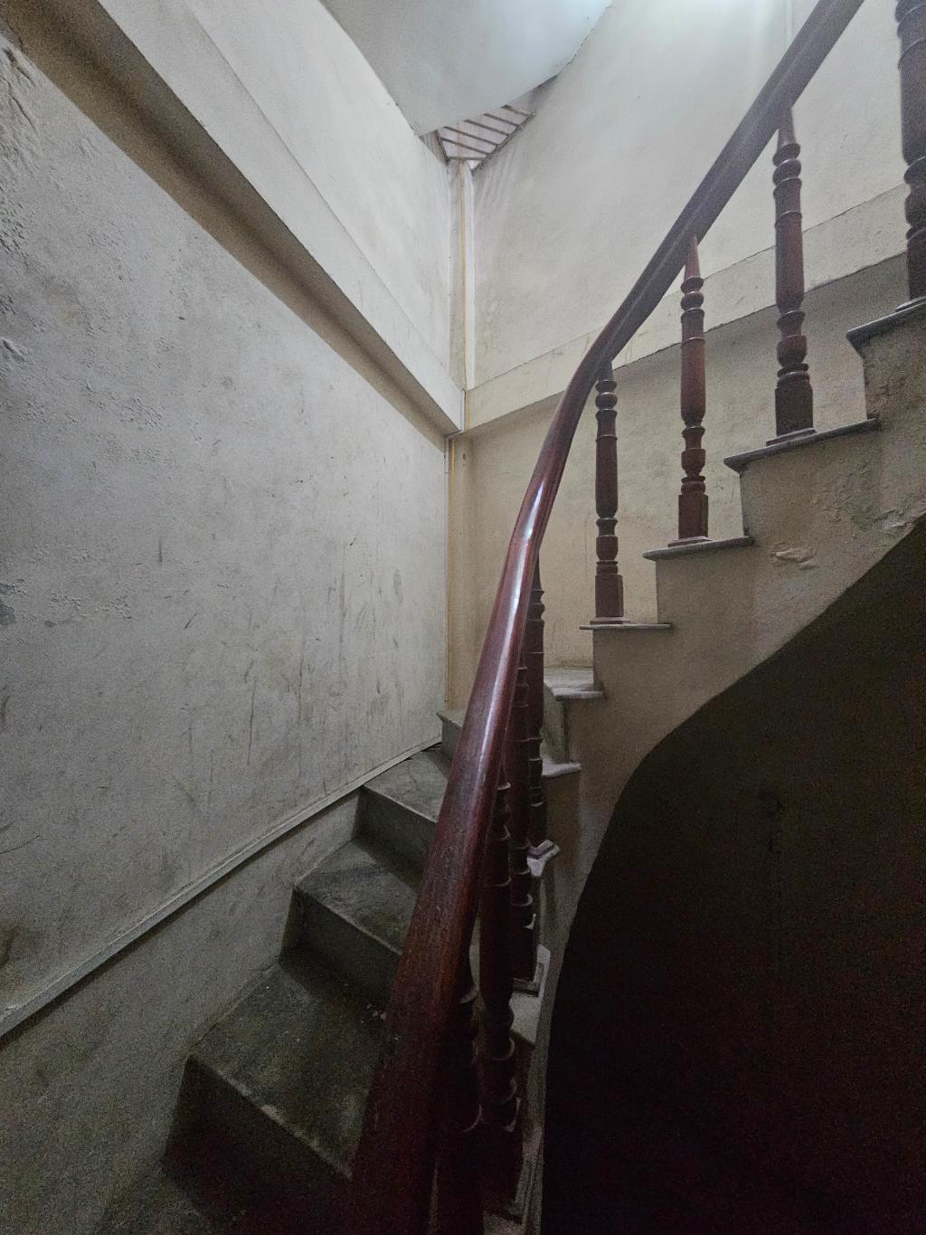 Bán nhà Bạch Mai - diện tích 38.4m2 4 tầng - Nhà hiếm Khu Bắc - Kinh - Xây - giá 7,2 tỷ