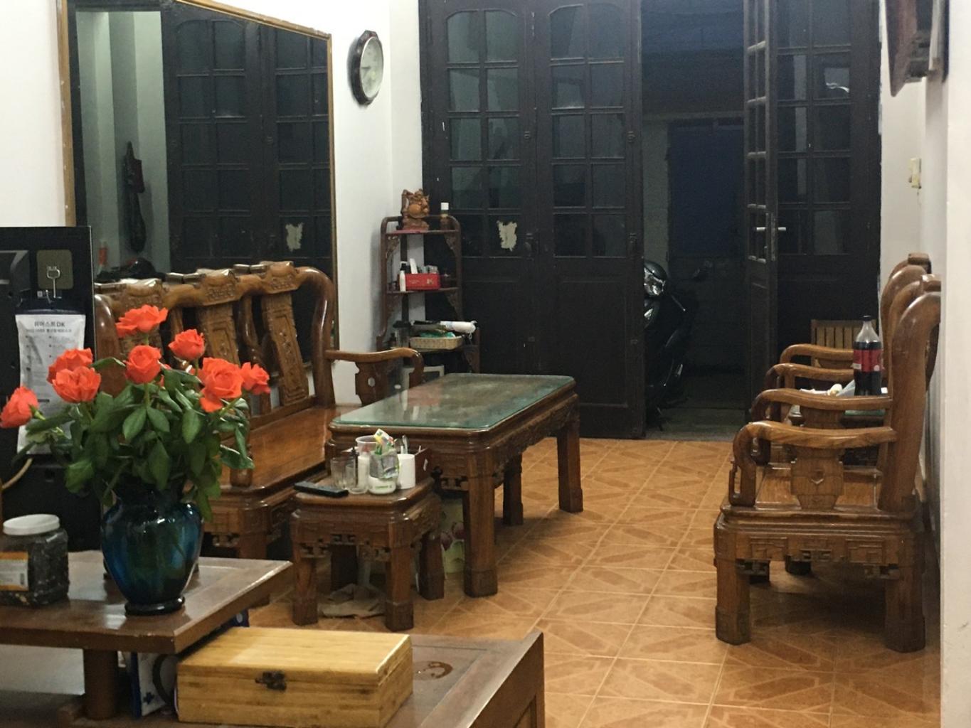 Bán nhà Lê Trọng Tấn - diện tích 72.9m2 3 tầng - Ô TÔ ĐỖ CỬA - giá 16,8 tỷ