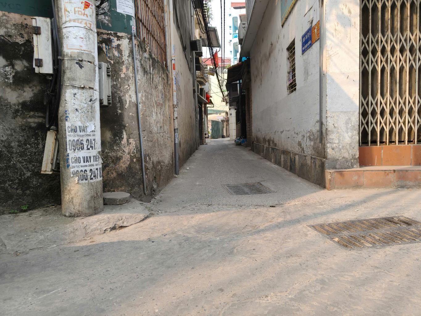 Bán nhà Minh Khai - diện tích 31m2 1 tầng - ngõ thông, gần ô tô - giá 4 tỷ