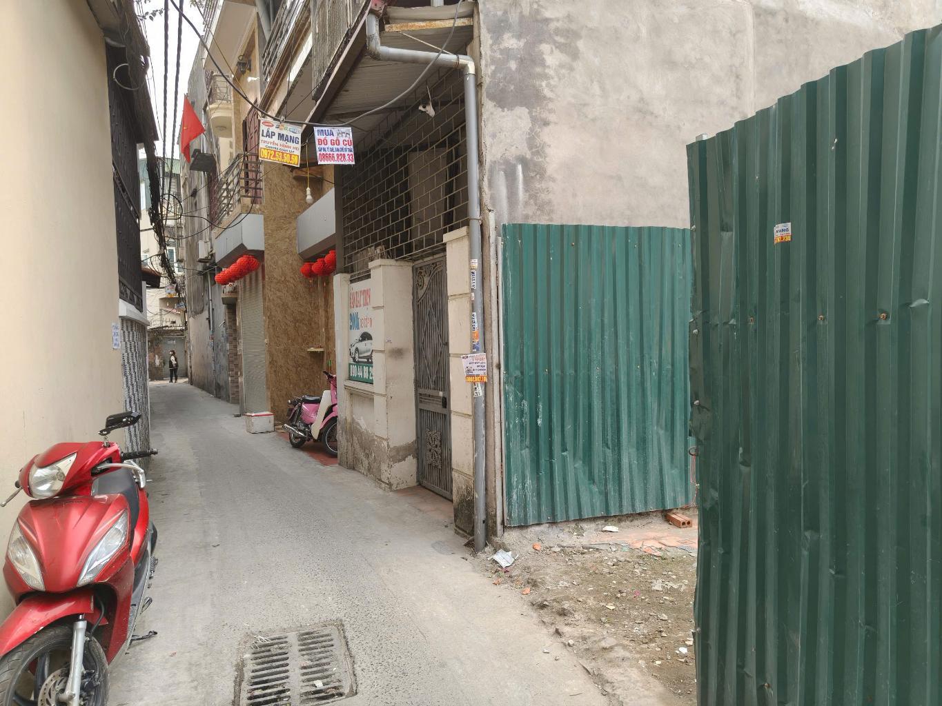 Bán nhà Minh Khai - diện tích 31m2 1 tầng - ngõ thông, gần ô tô - giá 4 tỷ