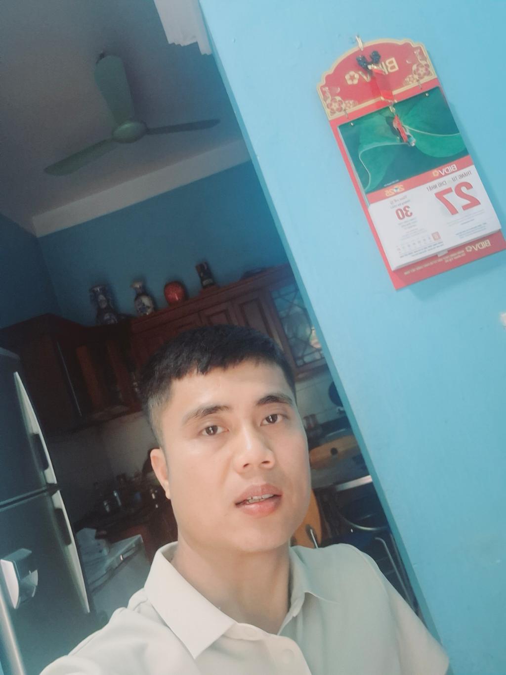 Bán nhà Giáp Bát - diện tích 110m2 3 tầng - nhà cũ đủ công năng - giá 23,8 tỷ