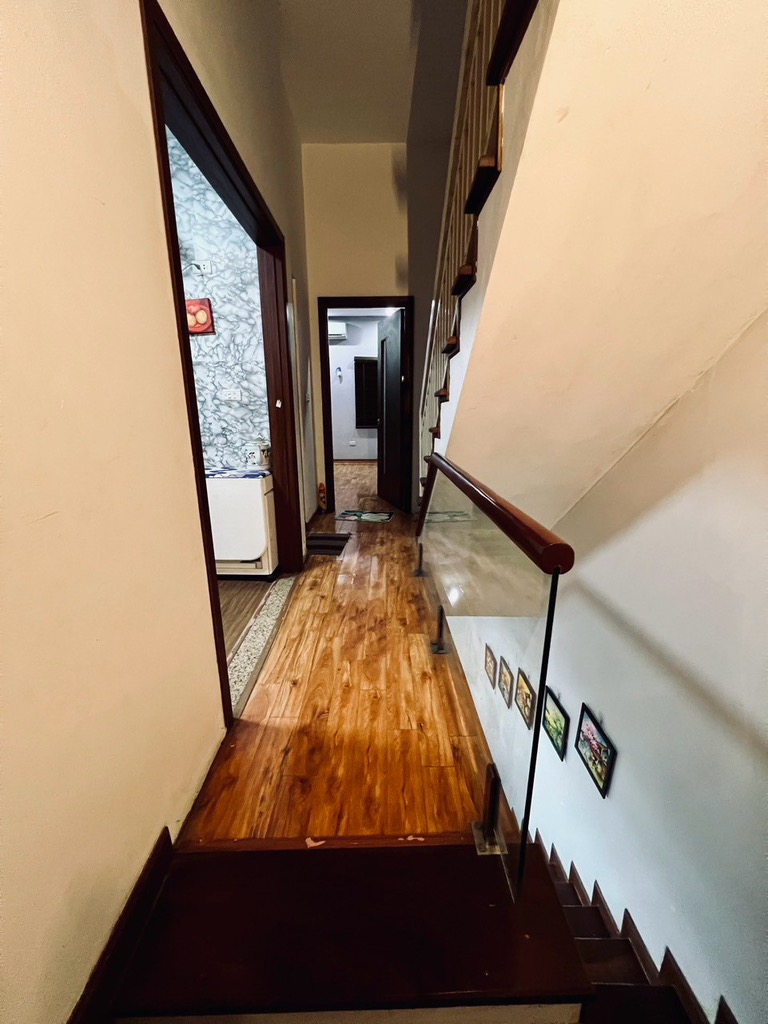 Bán nhà Khâm Thiên - 36.6m2 4 tầng - gần phố, gần Ô tô - giá 6.25 tỷ