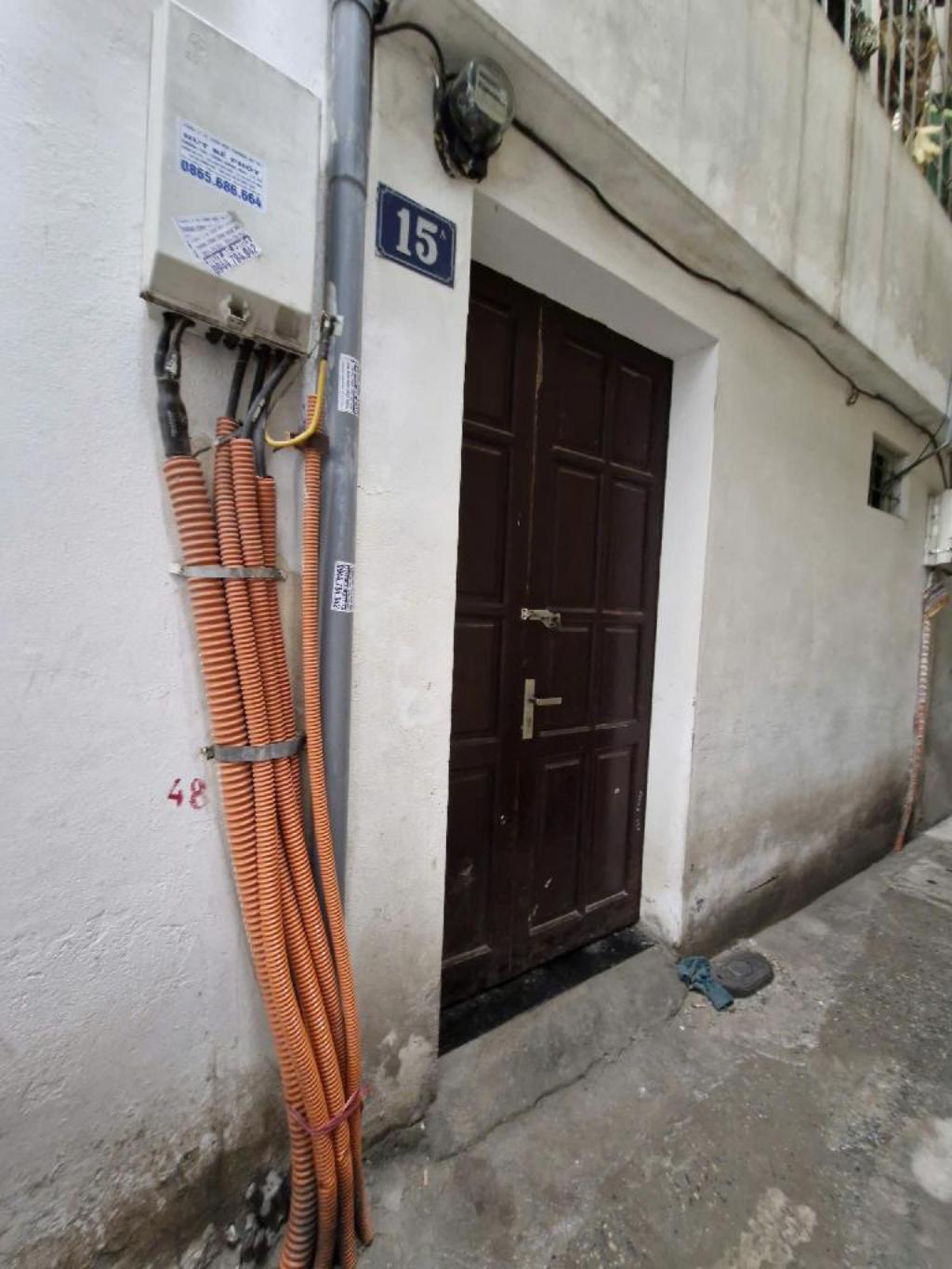 Bán nhà Tôn Đức Thắng - 30m2 2 tầng - trung tâm Đống Đa - giá 4.8 tỷ