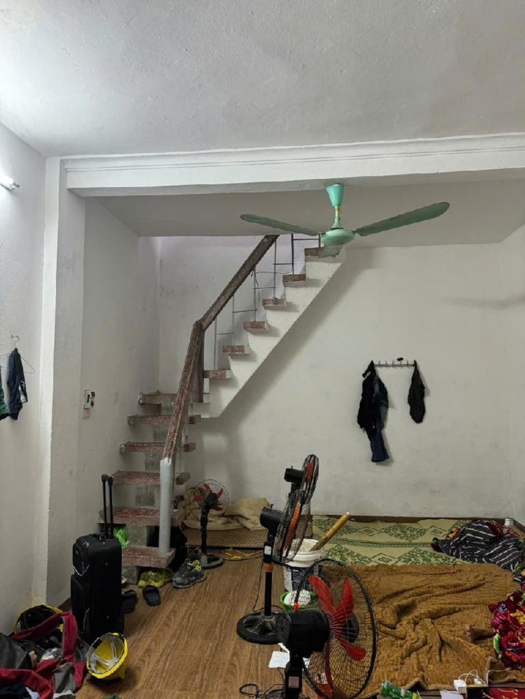 Bán nhà Tôn Đức Thắng - 30m2 2 tầng - trung tâm Đống Đa - giá 4.8 tỷ