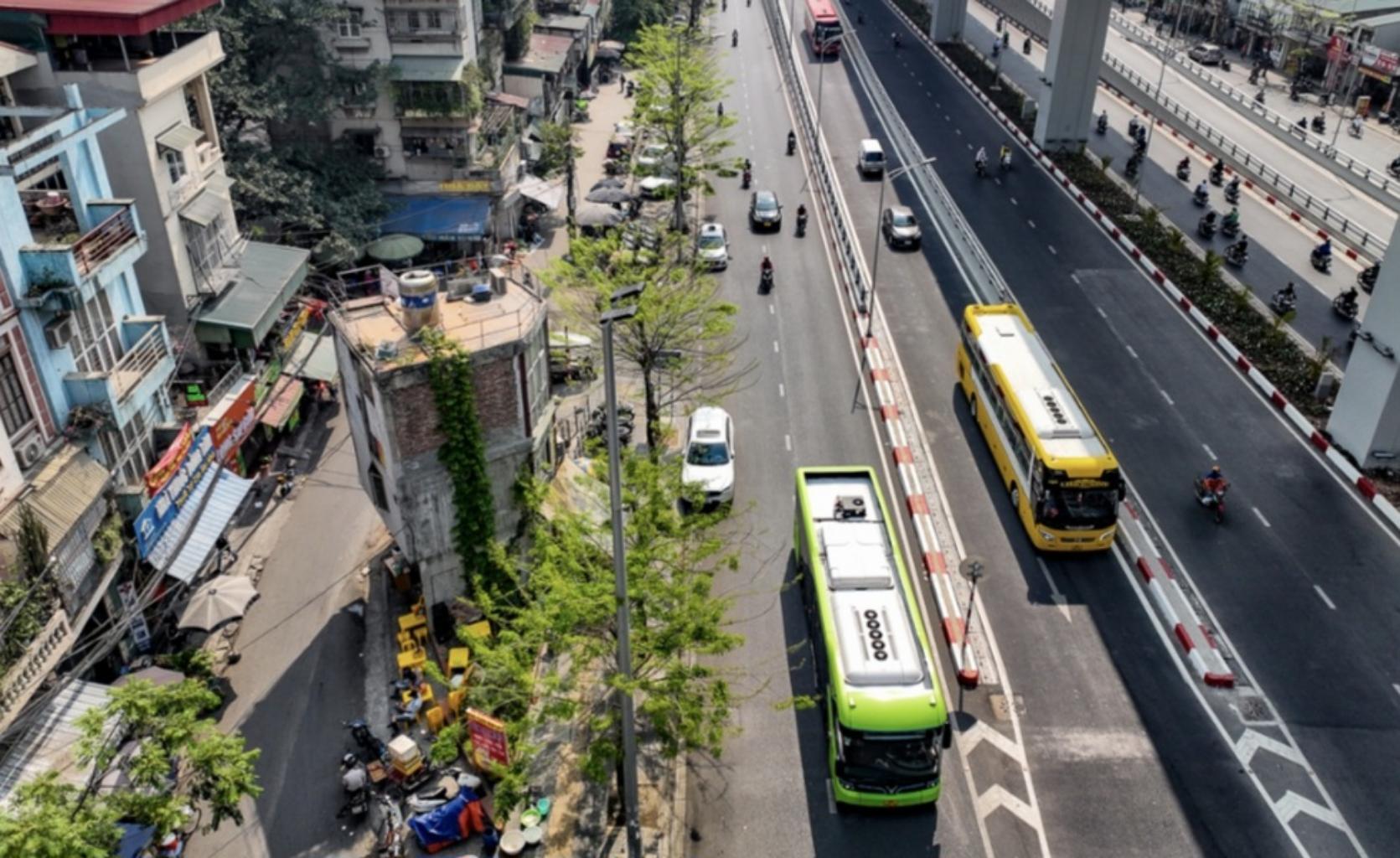 Bán nhà Ngõ Lao Động - diện tích 8m2 1 tầng - ô tô đỗ cửa - giá 1,9 tỷ