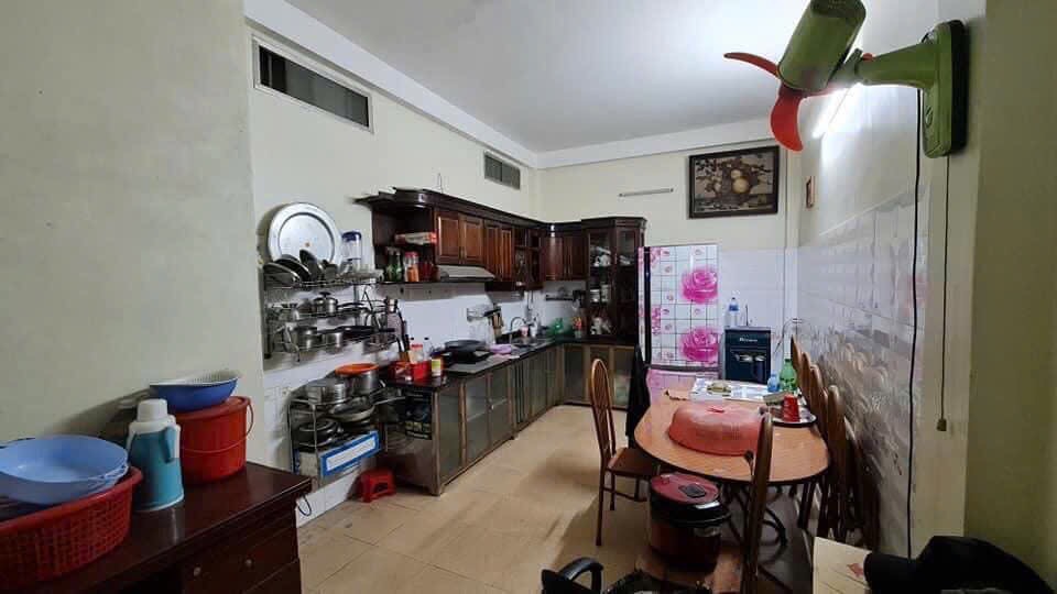 Bán nhà Định Công - diện tích 53.4m2 4 tầng - ô tô tránh - giá 10,4 tỷ