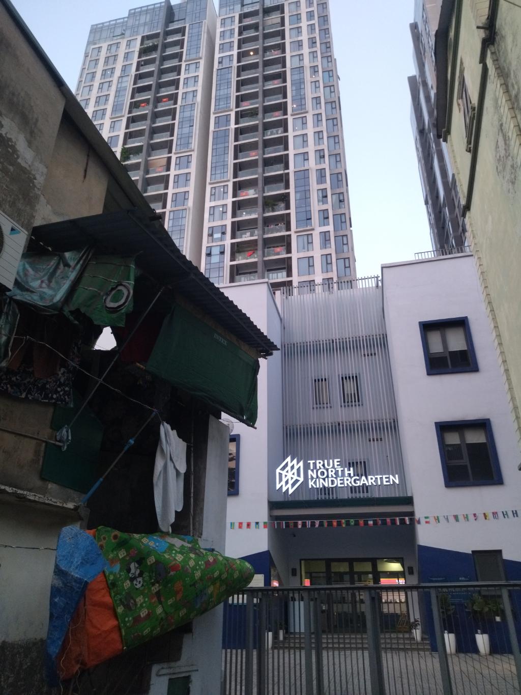 Bán nhà Lương Yên - diện tích 47m2 1 tầng - Nhà cấp 4, Sổ đỏ chính chủ - giá 9,6 tỷ