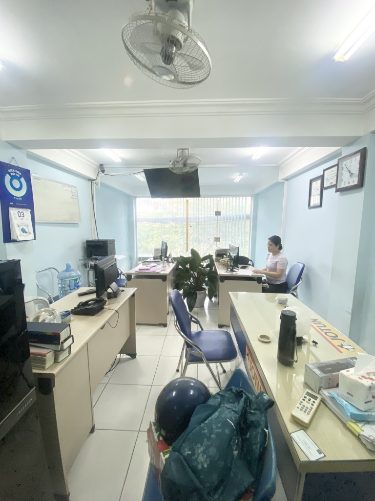 Bán nhà Giải Phóng - diện tích 36m2 4 tầng - Mặt phố kinh doanh - giá 7,9 tỷ