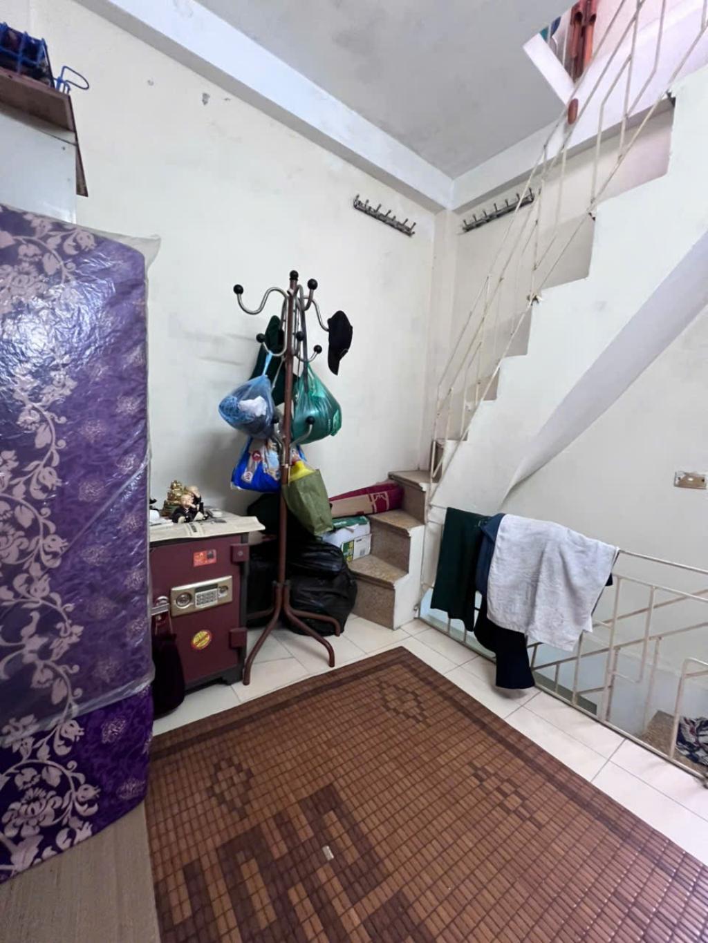 Bán nhà Quốc Tử Giám - diện tích 27,9m2 4 tầng - Gần phố - Hiếm nhà bán - giá 6,5 tỷ