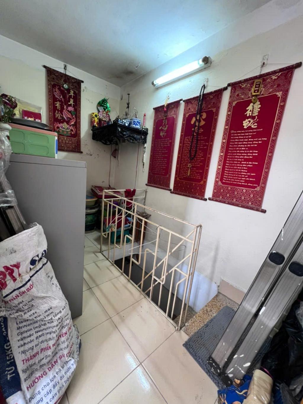 Bán nhà Quốc Tử Giám - diện tích 27,9m2 4 tầng - Gần phố - Hiếm nhà bán - giá 6,5 tỷ