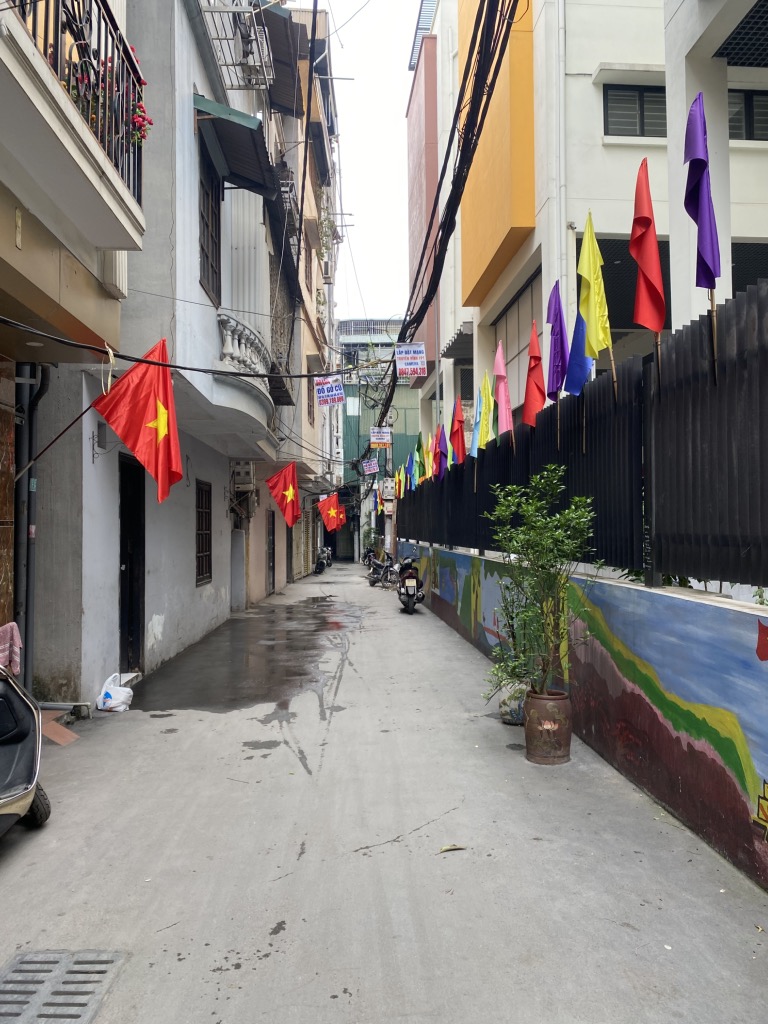 Bán nhà Ngõ Chợ Khâm Thiên - diện tích 109m2 3 tầng - Nhà 3 tầng cũ trung tâm quận Đống Đa - giá 19,8 tỷ