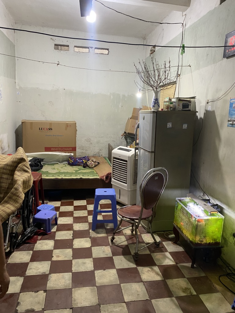 Bán nhà Ngõ Chợ Khâm Thiên - diện tích 109m2 3 tầng - Nhà 3 tầng cũ trung tâm quận Đống Đa - giá 19,8 tỷ