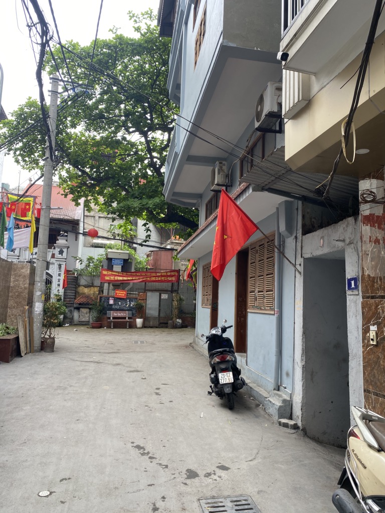 Bán nhà Ngõ Chợ Khâm Thiên - diện tích 109m2 3 tầng - Nhà 3 tầng cũ trung tâm quận Đống Đa - giá 19,8 tỷ