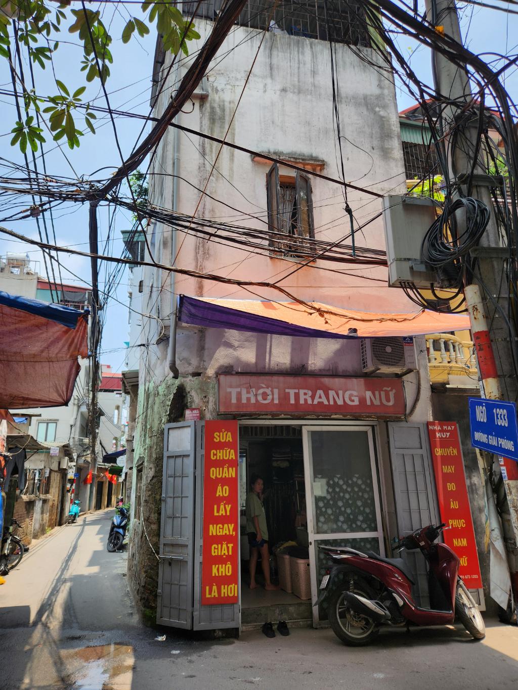 Bán nhà Giải Phóng - diện tích 68m2 3 tầng - ÔTÔ vào nhà - giá 9,35 tỷ