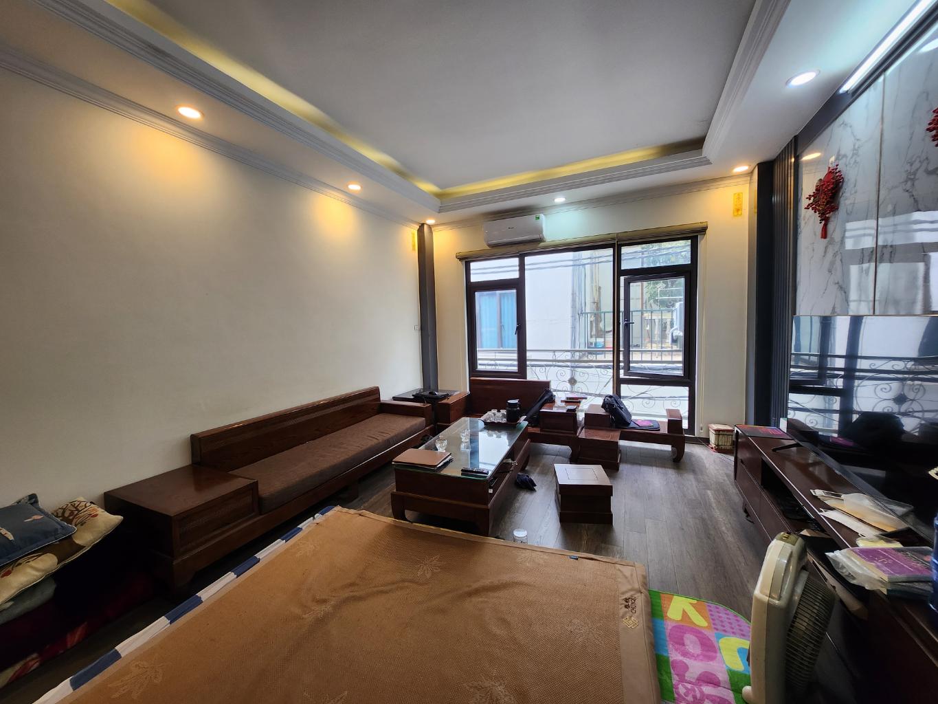 Bán nhà Giải Phóng - diện tích 58m2 6 tầng - Thang máy, ô tô nhỏ vào nhà - giá 16,6 tỷ