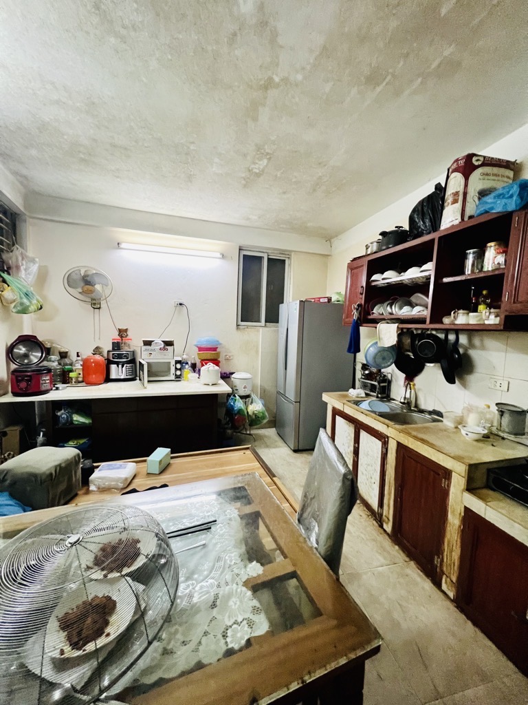 Bán nhà Đường Láng - diện tích 50m2 5 tầng - Kinh Doanh - Sát Phố - Ngõ Trước Nhà Rộng - giá 7,8 tỷ