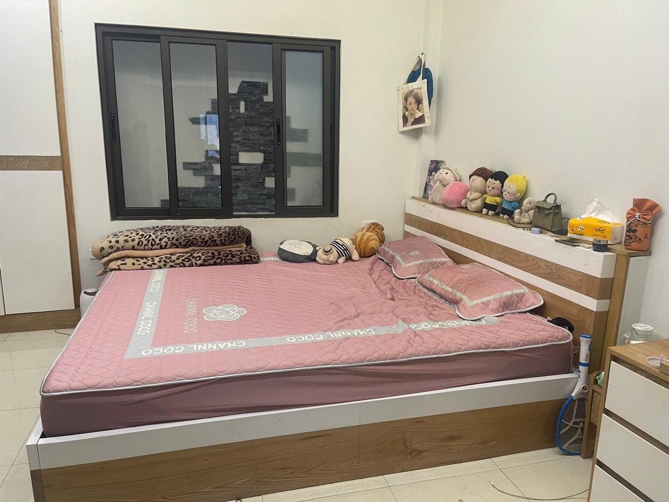 Bán nhà Nguyễn Đức Cảnh - diện tích 44m2 5 tầng - Sổ đỏ chính chủ - giá 9,2 tỷ