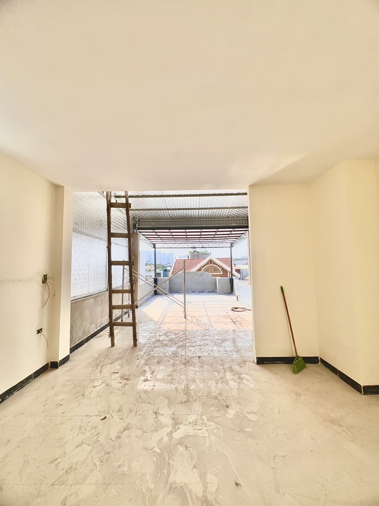 Bán nhà Vĩnh Hưng - diện tích 54m2 5 tầng - Ô TÔ ĐỖ CỬA VÀO NHÀ - giá 11,3 tỷ