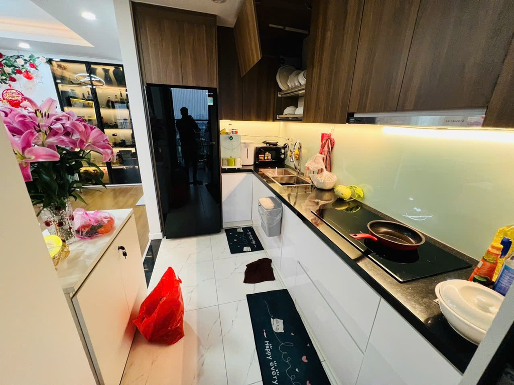 Bán nhà Trần Thủ Độ - diện tích 99.6m2 1 tầng - Chung cư Green Park - giá 7,9 tỷ