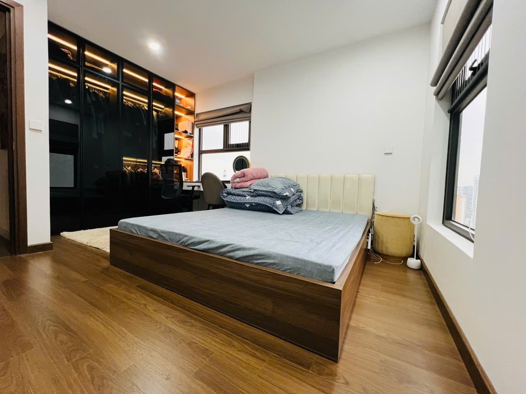 Bán nhà Trần Thủ Độ - diện tích 99.6m2 1 tầng - Chung cư Green Park - giá 7,9 tỷ