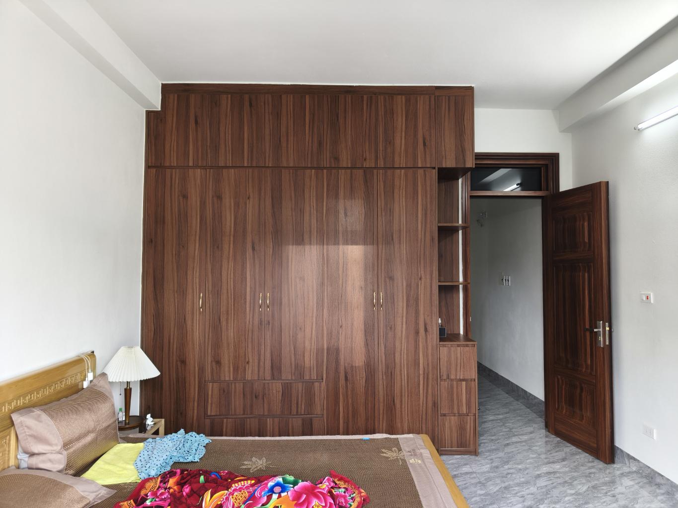 Bán nhà Nguyễn Khoái - diện tích 52m2 5 tầng - Ô TÔ ĐỖ CỬA - giá 13 tỷ