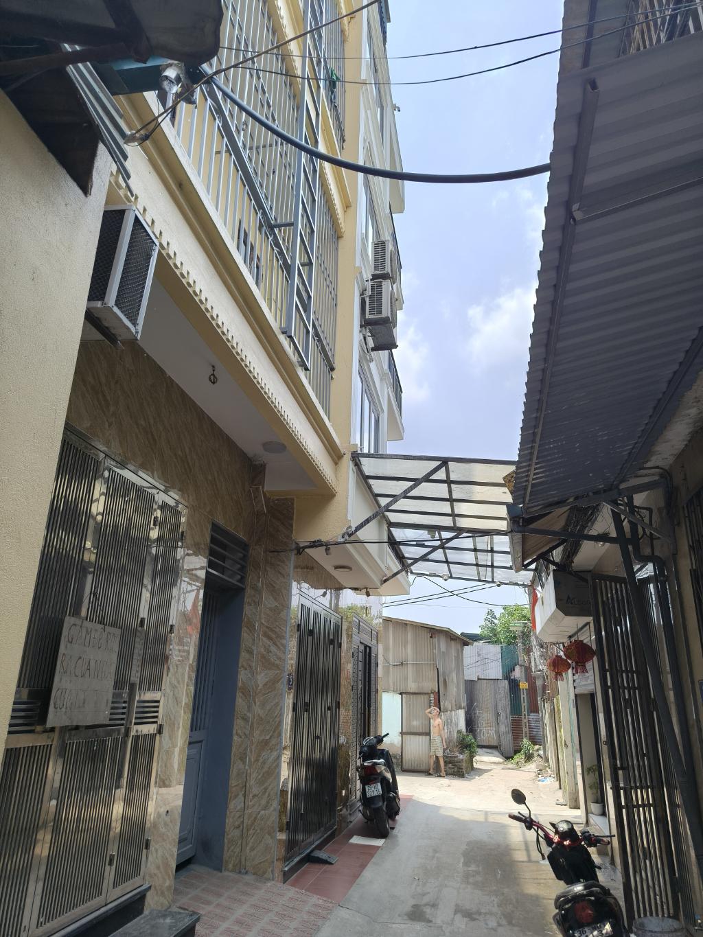 Bán nhà Nguyễn Khoái - diện tích 52m2 5 tầng - Ô TÔ ĐỖ CỬA - giá 13 tỷ