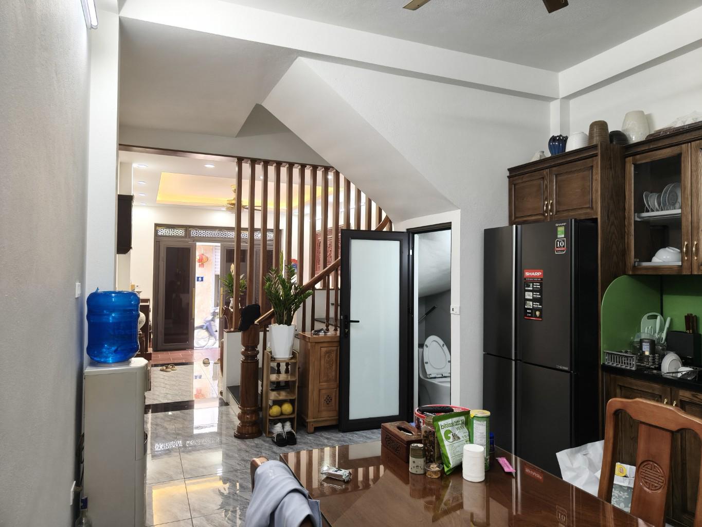 Bán nhà Nguyễn Khoái - diện tích 52m2 5 tầng - Ô TÔ ĐỖ CỬA - giá 13 tỷ