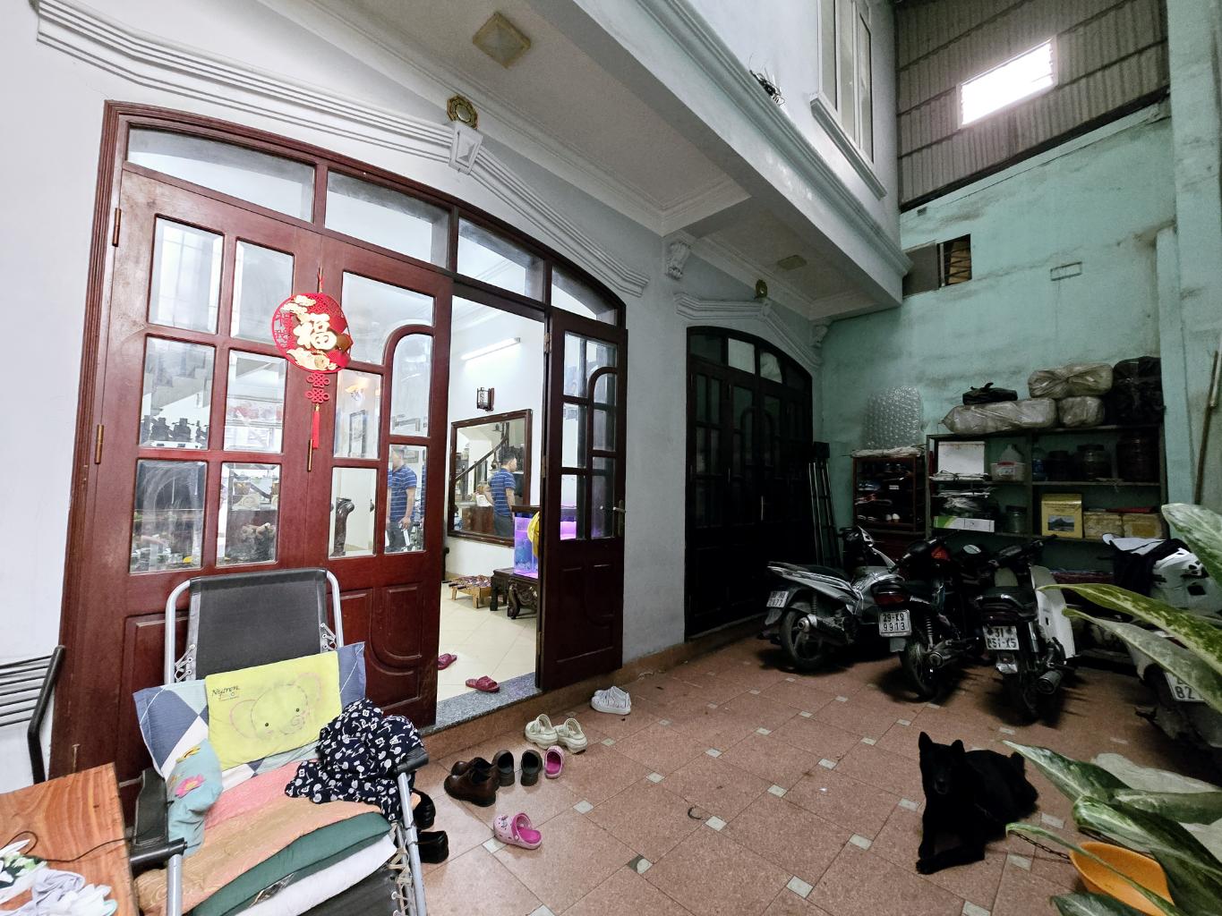 Bán nhà Ngọc Hồi - diện tích 132.8m2 3 tầng - Nhà đẹp hiếm có - giá 20,5 tỷ