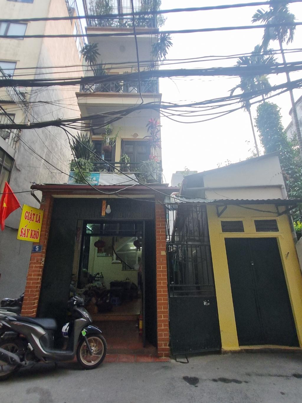 Bán nhà Bùi Xương Trạch - diện tích 159m2 4 tầng - ô tô tránh - giá 22 tỷ