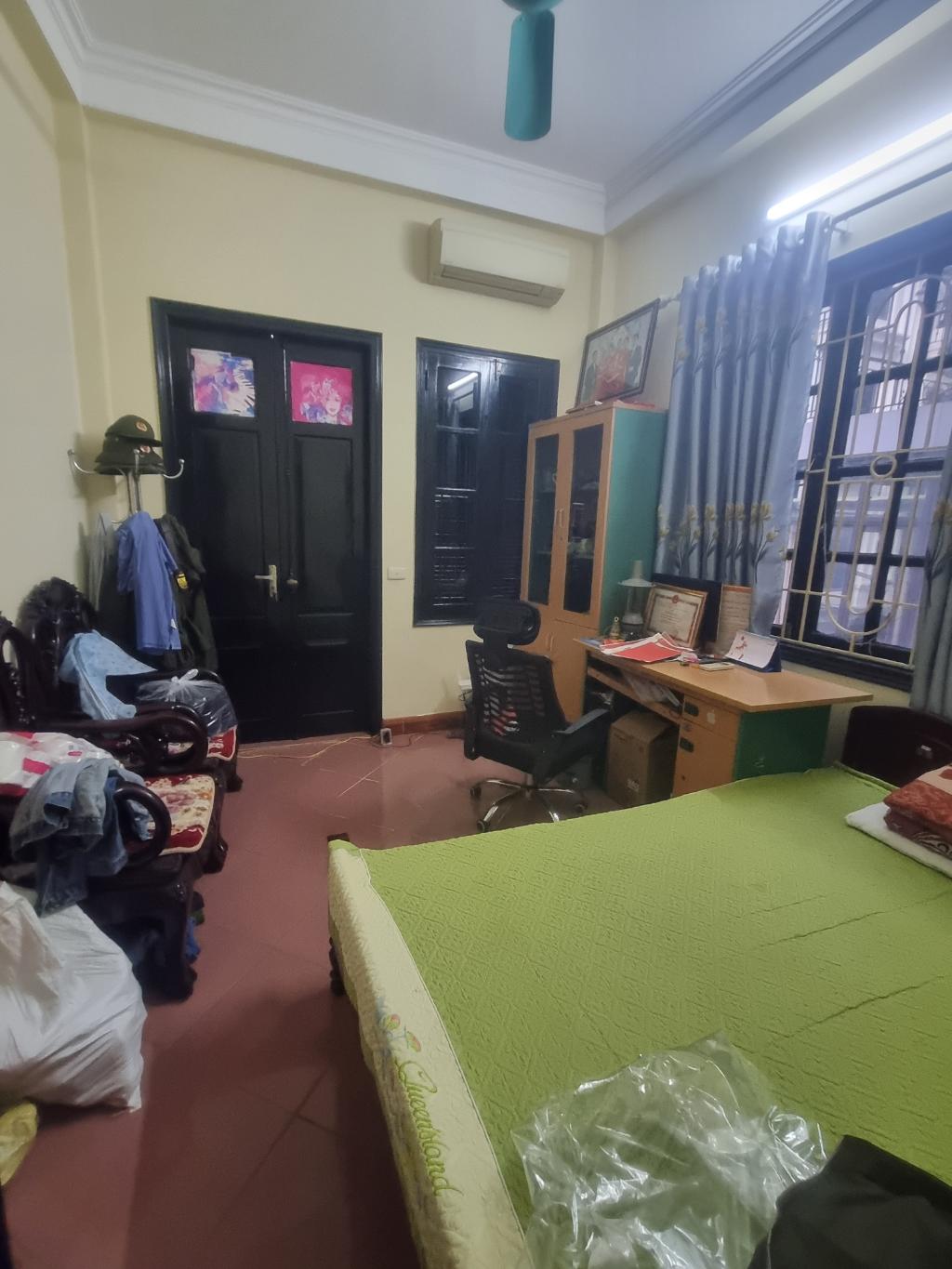 Bán nhà Bùi Xương Trạch - diện tích 159m2 4 tầng - ô tô tránh - giá 22 tỷ