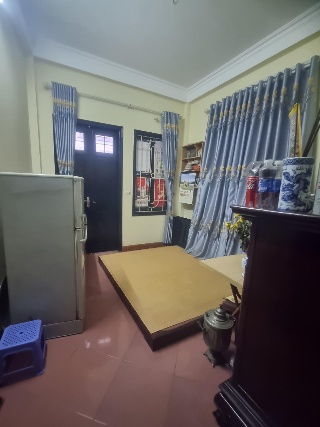 Bán nhà Bùi Xương Trạch - diện tích 159m2 4 tầng - ô tô tránh - giá 22 tỷ