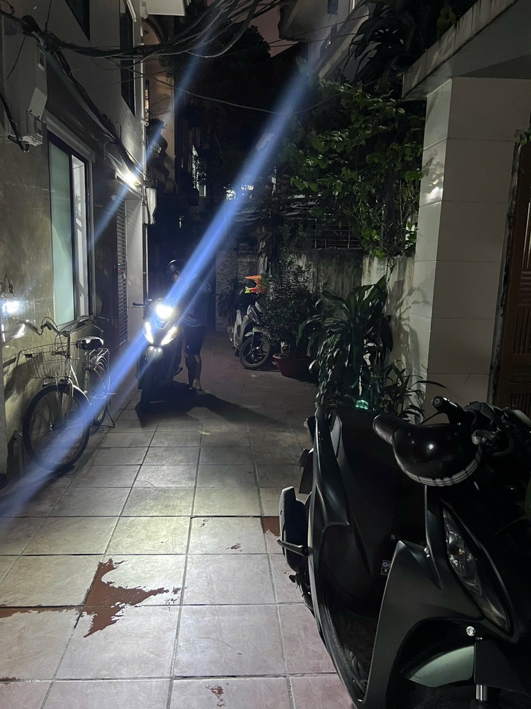 Bán nhà Láng Hạ - diện tích 61.4m2 3 tầng - LÔ GÓC - BÁN ĐẤT TẶNG NHÀ - giá 9,3 tỷ